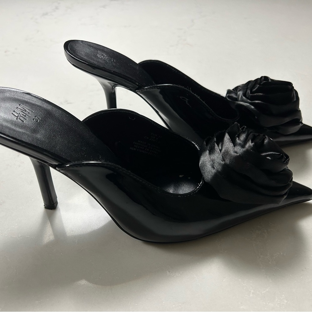 H&M Black Satin Rose Heels